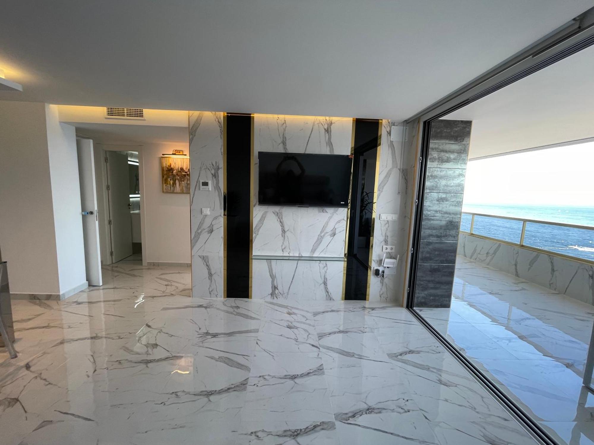 Panoramico Principado Marina Apartment *